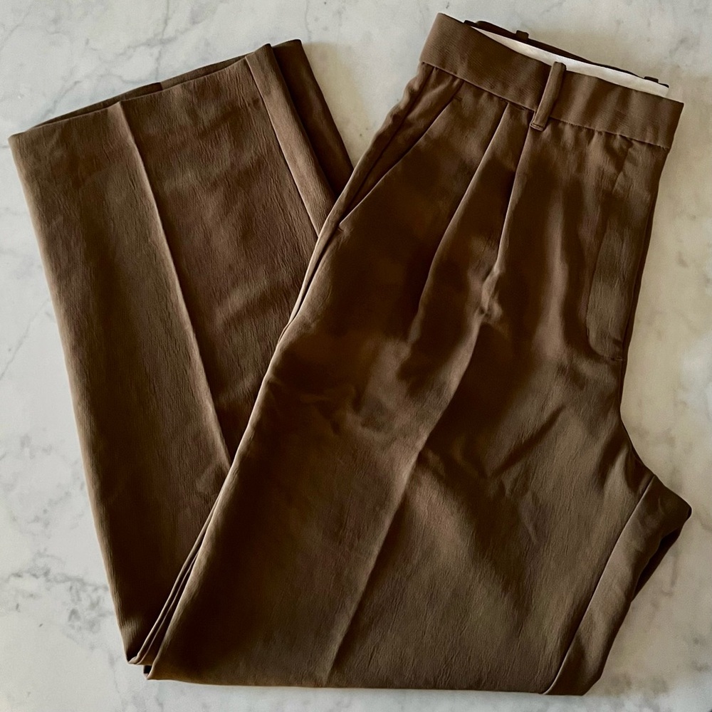 Aritzia Wilfred Effortless Pant - Dark Beige